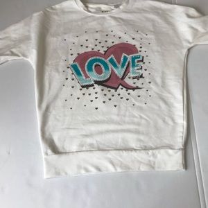 Kidpik Valentine Love Graphic top size 7/8 small
